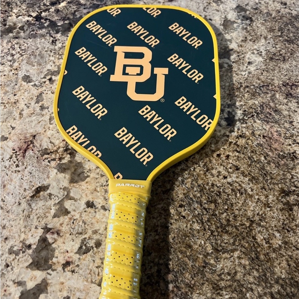 Baylor parrot brand Pickleball Paddle with Yellow Grip new